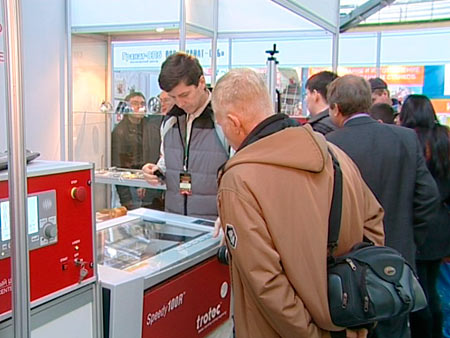 Путин на открытии RUSSIAN EXPO ARMS (REA) 2011
